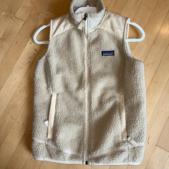 Patagonia beige sherpa vest, S, GD1118 - Picture 2 of 6